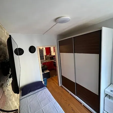 « le Jardin Du Luxembourg » Apartment *