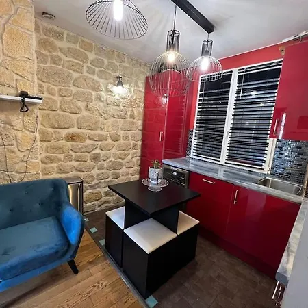 « le Jardin Du Luxembourg » Apartment